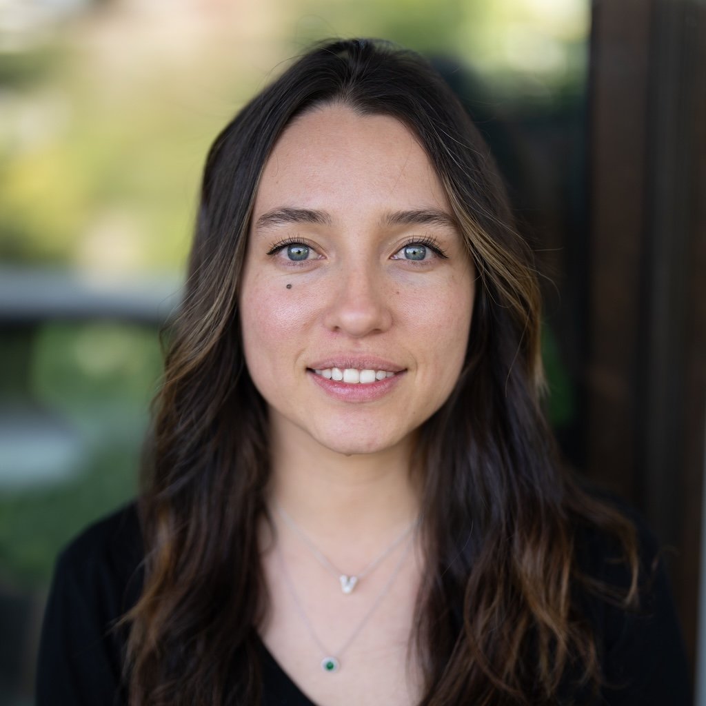 Input reference image used for the portrait headshot comparison