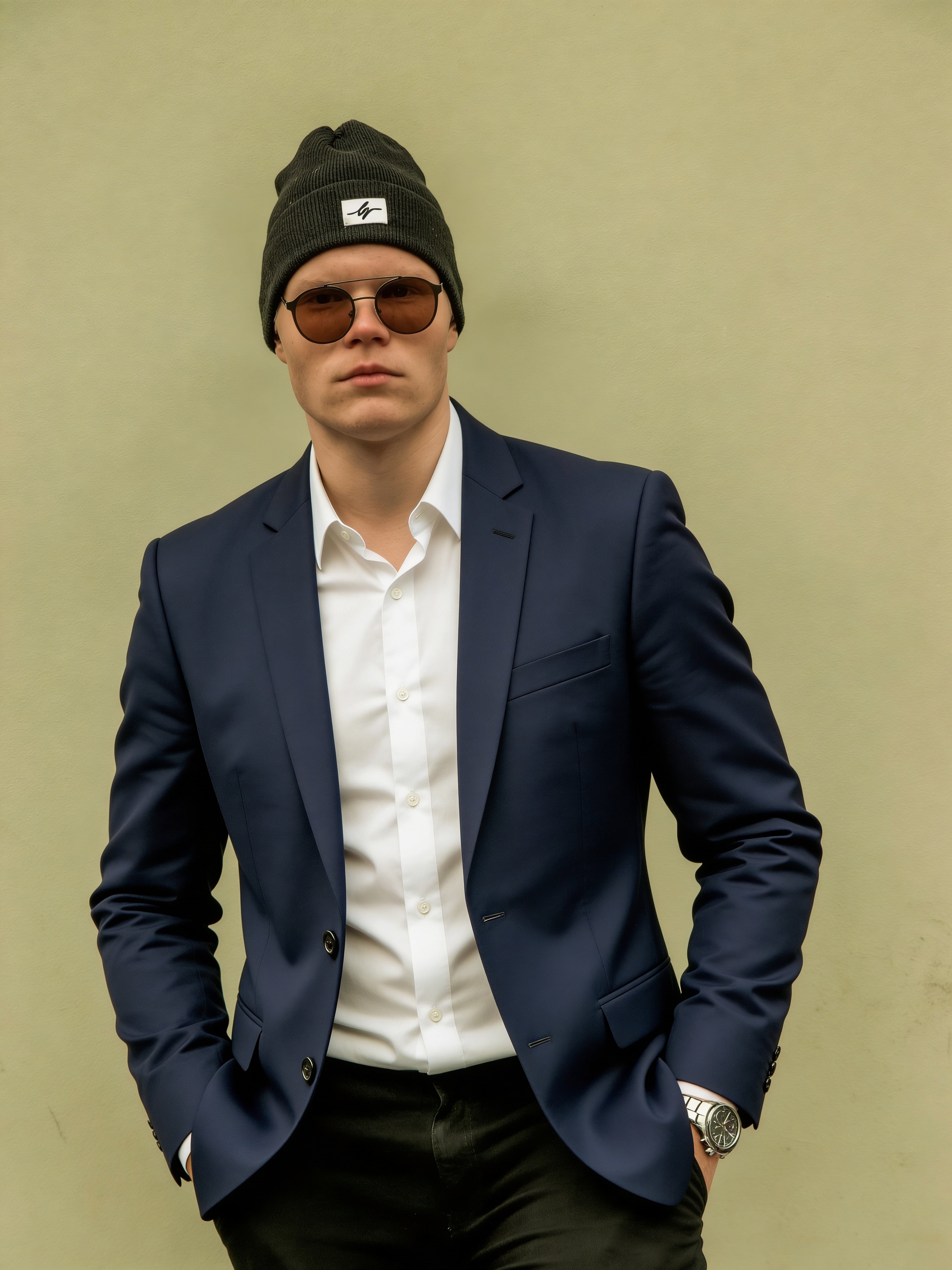 Parka replaced with navy blazer by Seedream 4.5 with altered body proportions